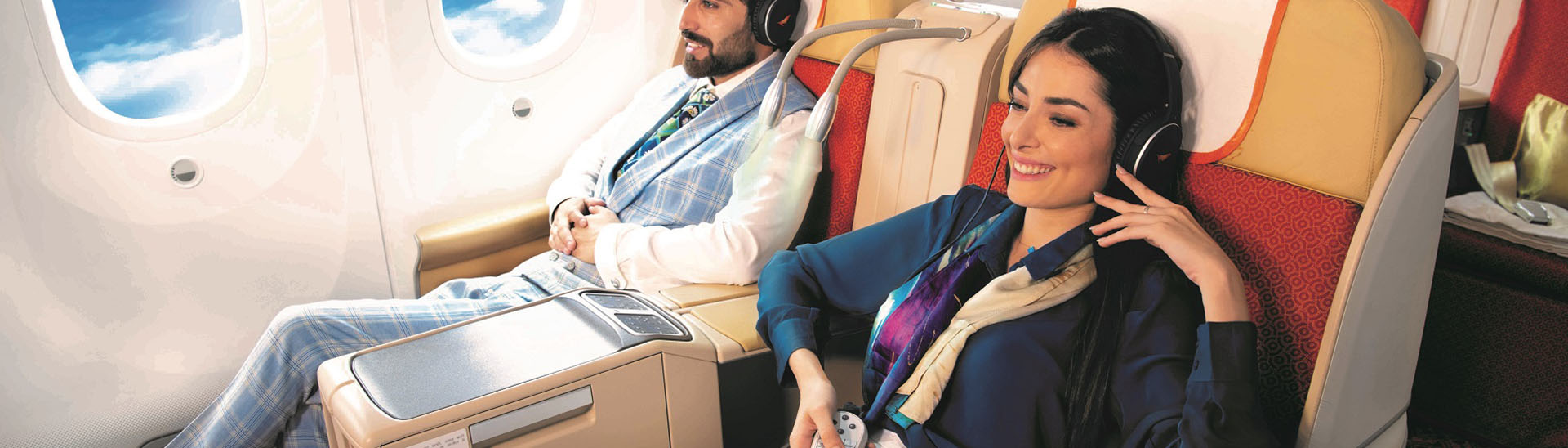 Luxury Travel Guide: Advantages of Traveling on Business Class Plane