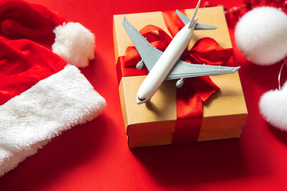 How to Find the Best Christmas Flight Deals This Holiday Season